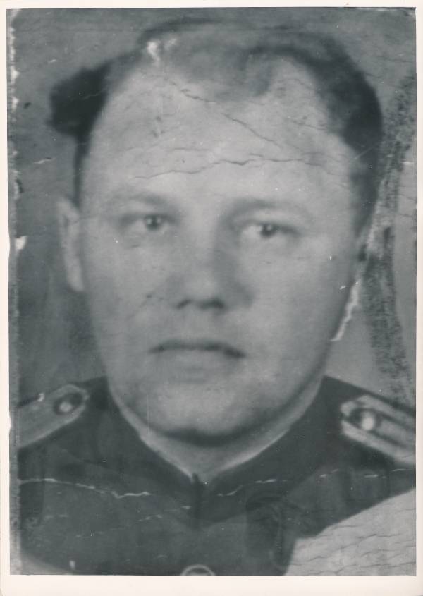 Portree. 149. laskurdiviisi sanitaardiviisi ülem E. Mihhailov,  Tartu vallutamislahingutes (1944) osalenu.