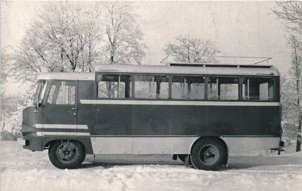 Tartu Autode Remondi Katsetehase kineskoopide veoks kohandatud furgoonauto.