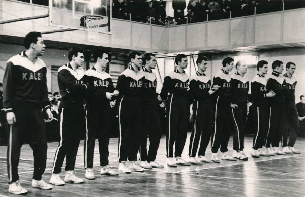 Korvpallimeeskond "Tartu Kalev". Tartu, 1967.