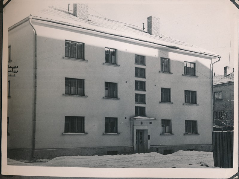 Elamu EKP liikmetele. Tartu, 1960.