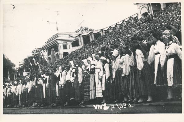 Üldlaulupidu, esineb ühendkoor. Tallinn, 1923.