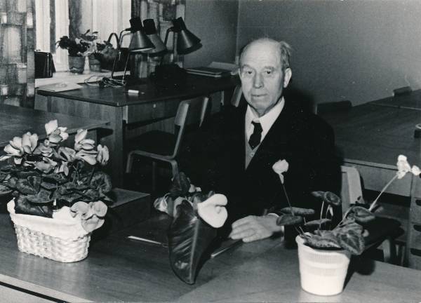 Portreefoto. Ülo ? Pung, Vene kodusõja (1917-1923) veteran, oma 75.a juubelil. Tartu, 1974.a.