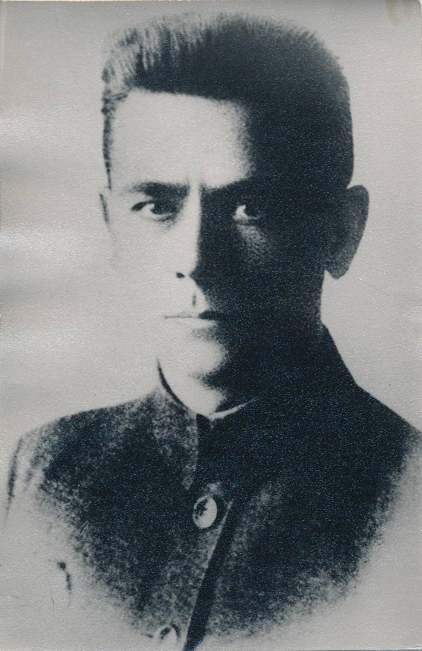 Portreefoto. August Kork (1887–1937), Vene kodusõja veteran. 1920ndatel.