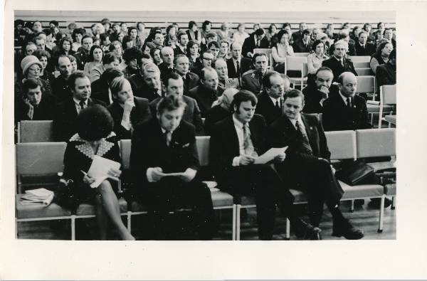 Grupifoto. Tartu Linna TSN Täitevkomitee istungjärk. 1970ndatel.