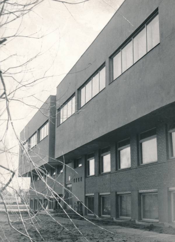 TÜ Kliinikum. Tartu Kliinilise Haigla uus operatsiooniblokk Maarjamõisas. 1976.a.