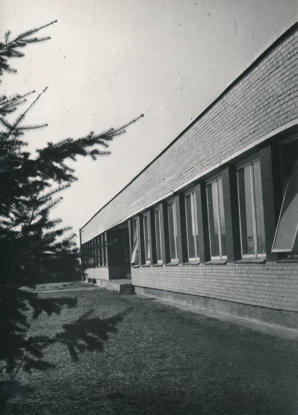Tartu Ülikool. ENSV TA Füüsika Instituudi B korpus. 1976.a.