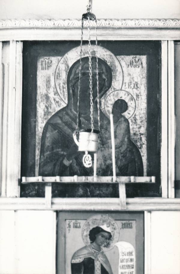 Tartu kirikutes leiduvad kultusesemed. Ikoon vanausuliste palvemajas, Põik tn 10. 1976.a.