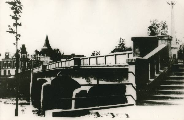 Tartu linnavaade. Vabadussild Emajõel. 20. sajandi algus.