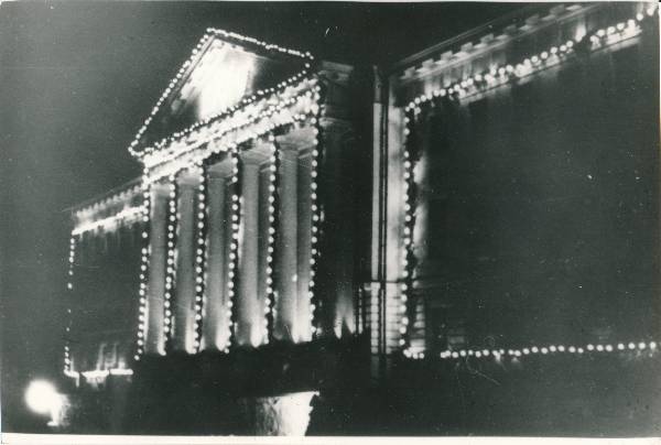 Tartu Ülikool. Peahoone 300. aasta juubelipidustuste ajal. 30.06.1932.a.