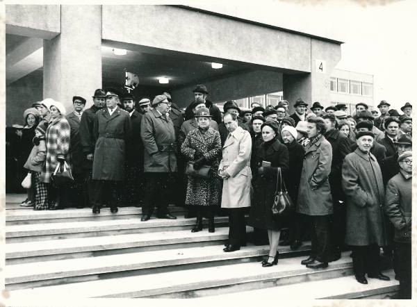 TÜ 175. aastapäeva pidustused 1977a. Füüsikahoone avamine Tartus Tähe tn alguses.