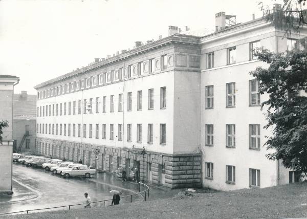 Tartu Ülikool. Keemiahoone. 1980ndatel.