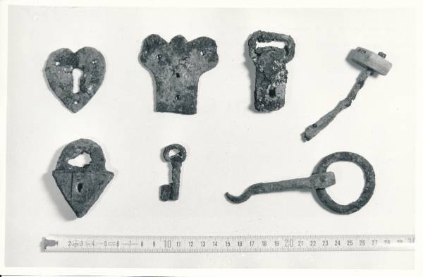 Arheoloogialeid. Leiud kaevamistelt Tartu Toomemäel. 1980.a.