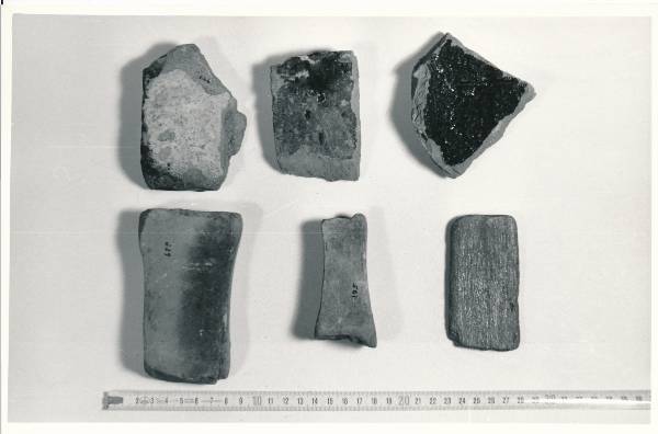 Arheoloogialeid. Leiud kaevamistelt Tartu Toomemäel. 1980.a.