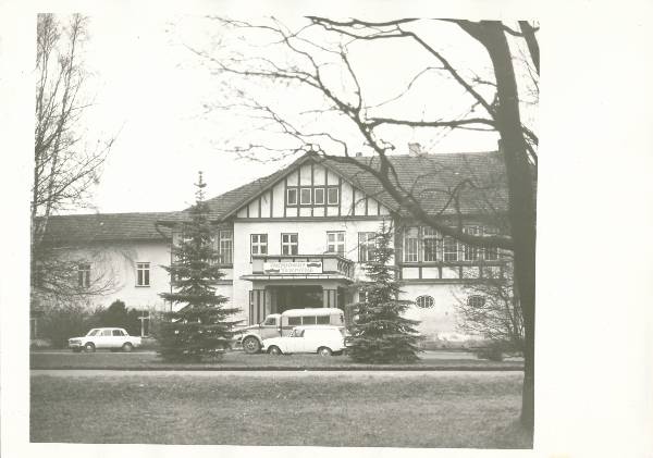 Tähtvere mõis. Peahoone fassaad 1977a.