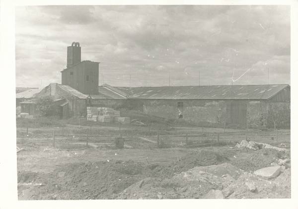 Tähtvere mõis. Masinarehi 1977a.