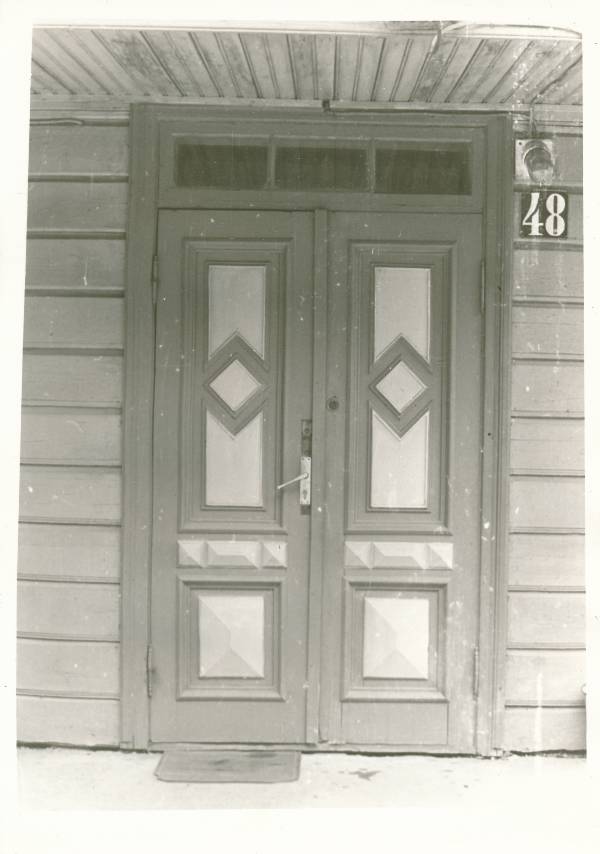 Maarjamõis. Peahoone välisuks 1977a.