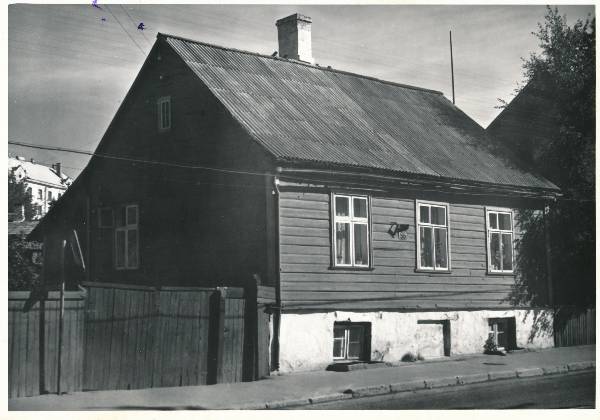 Maja Tartus 1. Mai tn 96.