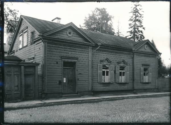 Vaade Tartule Isamaasõja ajal. Vanemuise tn.