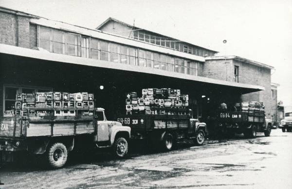 Tartu Eksperimentaalõlletehase hoov 1980a.