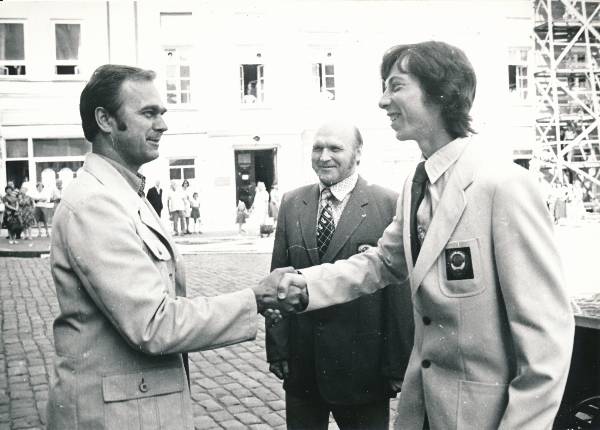 Tartu 950. juubel. Olümpiavõitja Jaak Uudmäe vastuvõtul EKP Tartu Linnakomitees 1980a.