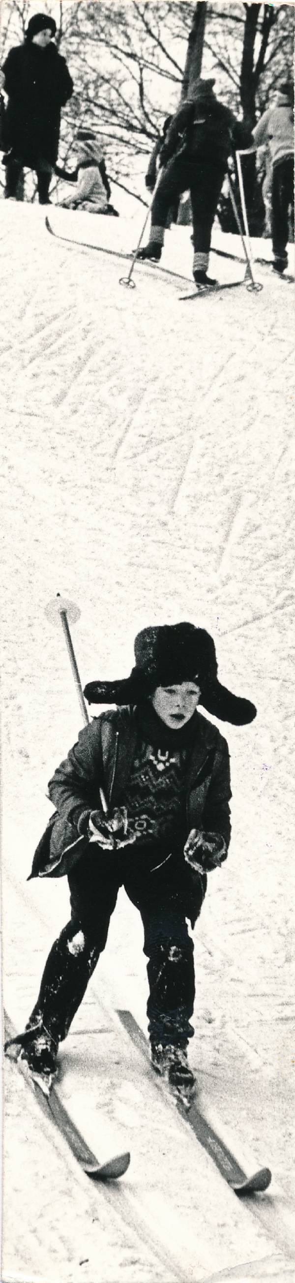 VSÜ Kalev ja Eesti Raadio ühisüritus: 12 terviselaupäeva. Suusatajad. Tartu, 1979.