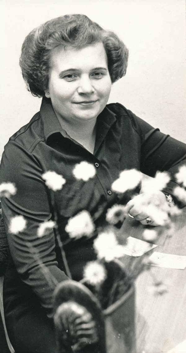 Portree. ENSV teeneline noortejuhendaja Liivi Tõruke. Tartu, 1981.