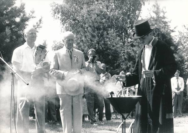 Gaudeamus X Vilniuses 1988a. Laulupeotule süütamine.