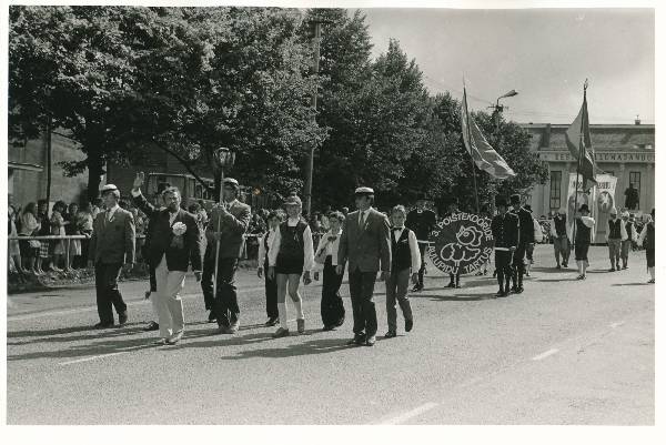 III Poistekooride laulupidu. Tartu, 06.1986.a.