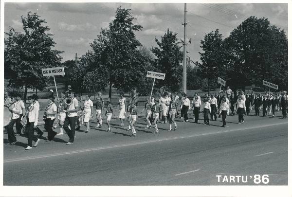 III Poistekooride laulupidu. Tartu, 06.1986.a.