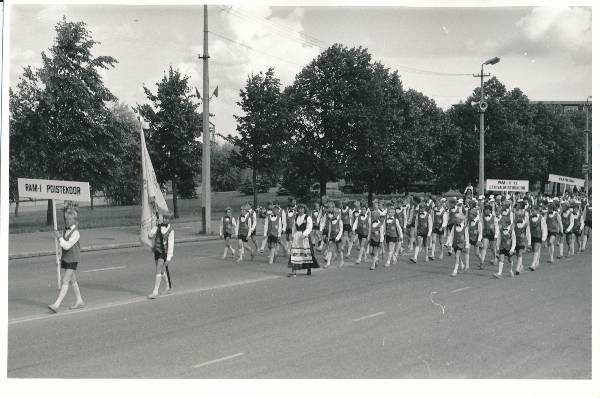 III Poistekooride laulupidu. Tartu, 06.1986.a.