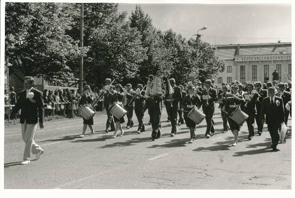 III Poistekooride laulupidu. Tartu, 06.1986.a.
