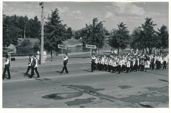 III Poistekooride laulupidu. Tartu, 06.1986.a.