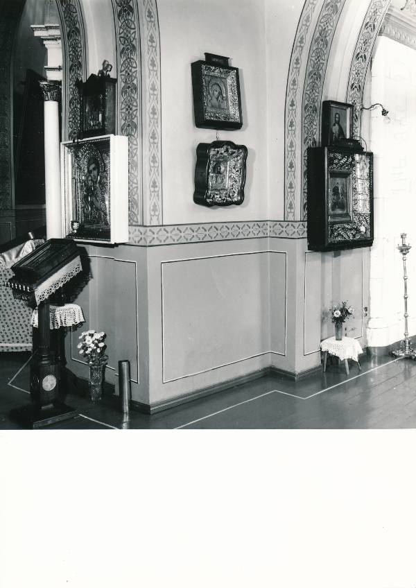 Tartu kirikutes leiduvad kultusesemed. Uspenski õigeusu kiriku sisevaade, Magasini tn 1. 1987.a.