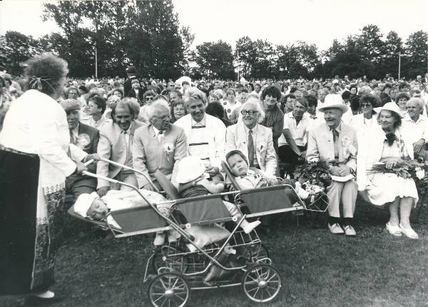 Laulupidu Tartus 1989a. Vaade kuulajatele.