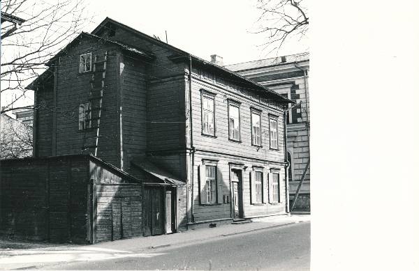 Tartu linnavaade, Veski tänav 1990a.