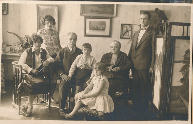 Georg Kallamis perekonnaga.