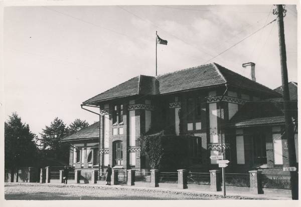 Tartu linnavaade. Eesti Üliõpilaste Seltsi maja J.Tõnissoni (Viljandi) tn 1. 1942.a.