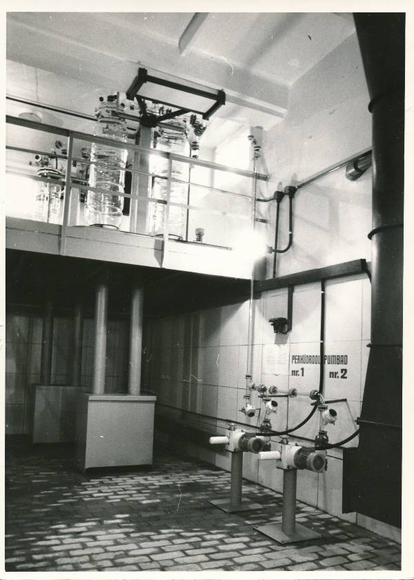 Estosteriilitsehhi materjalide ettevalmistamise ruum 1980. alguses.