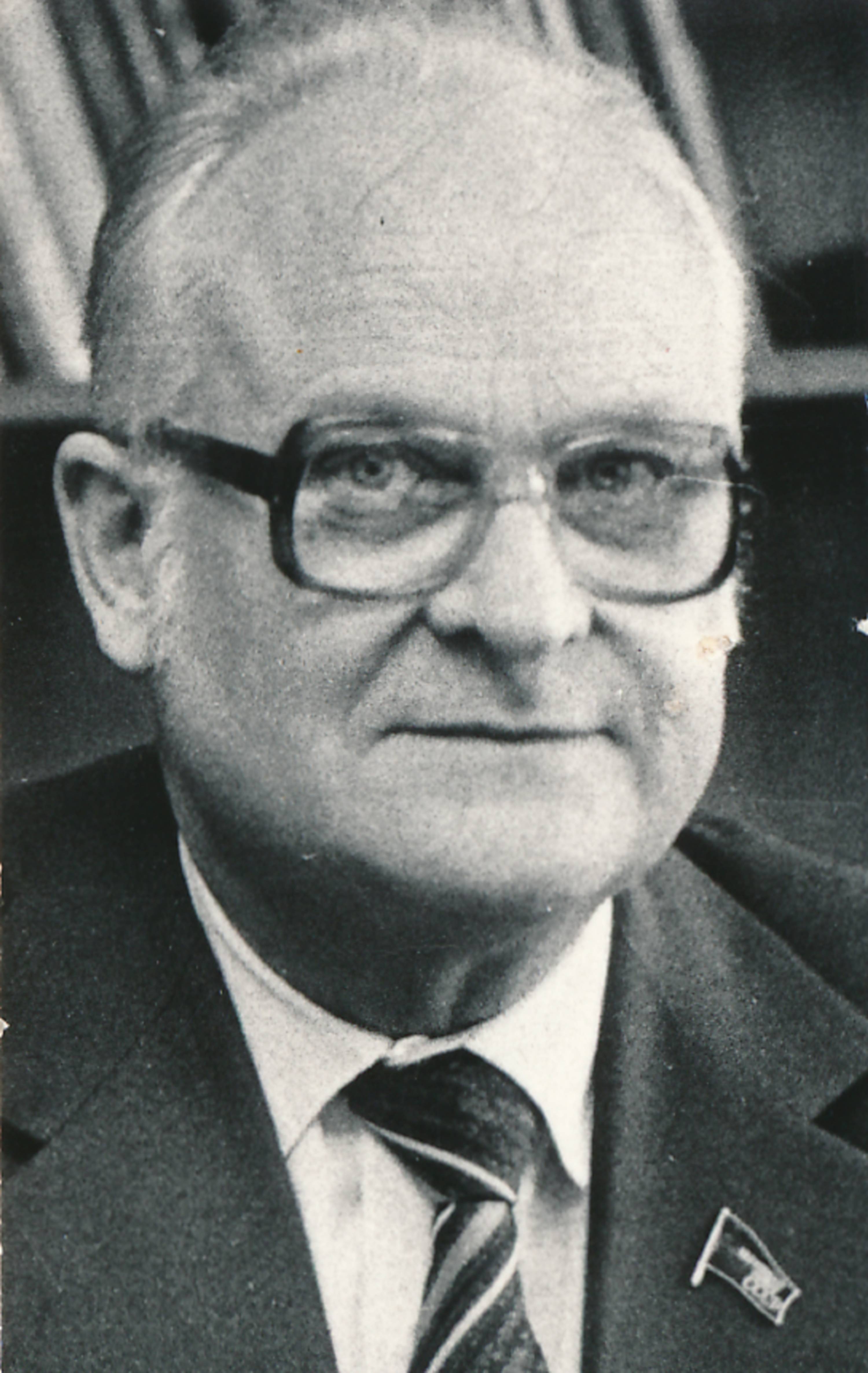 Portreefoto. ENSV TA president, füüsik, NSVL ÜN saadik Karl Rebane. 1984.a.