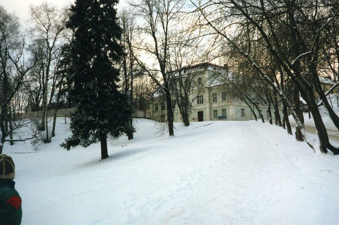 Tartu linnamuuseum Kassitoome nõlval, 1997. Foto Silja Paris.