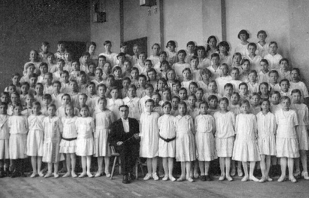 Tartu tütarlaste gümnaasiumi  (TTG)  lastekoor, 1925-1940.