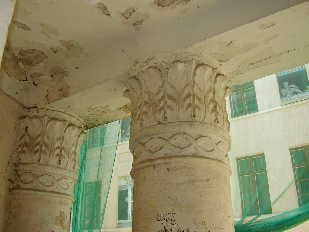 Endise kino Athena hoone (Küütri 1) rekonstrueerimine.  Tartu, 2006.