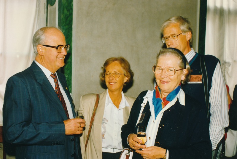 Tartu laululava avamine. Vastuvõtt raekojas laululava avamise puhul. Tartu, juuni 1994.