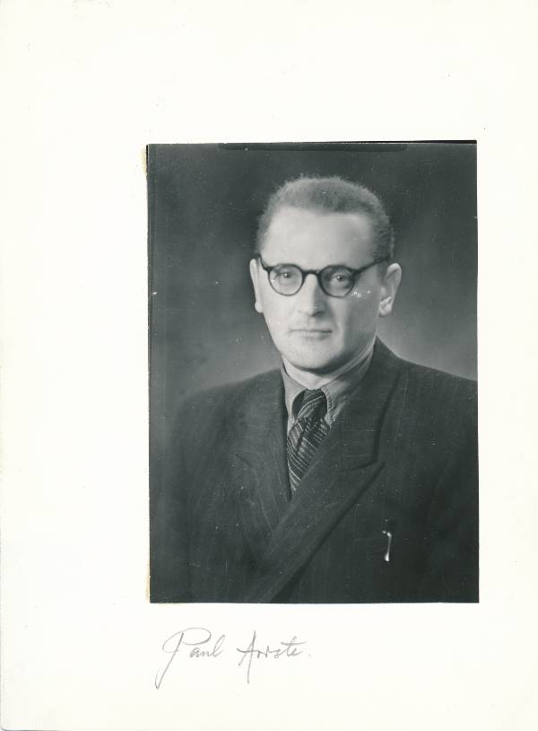 Portree: Tartu Ülikooli õppejõud, keeleteadlane Paul Ariste. Tartu, 1960-1970.