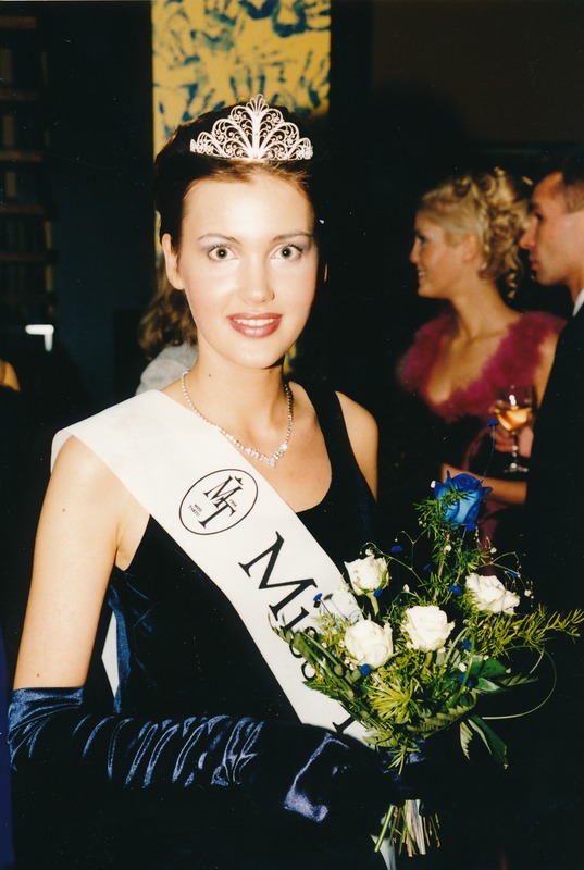 Missivalimised. Triin Rannat - Tartu miss 1998.