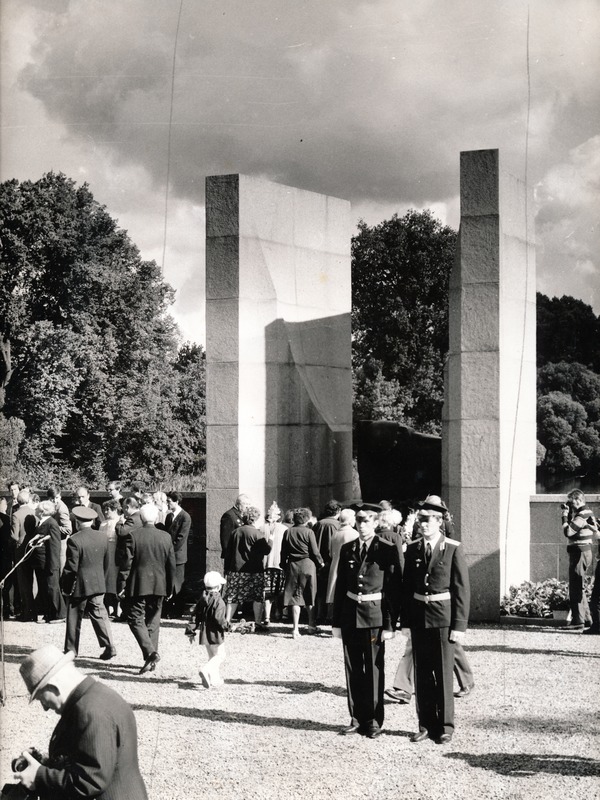 Foto. Tartu vabastamise 40. aastapäeva pidustused. 25.08.1984.a.