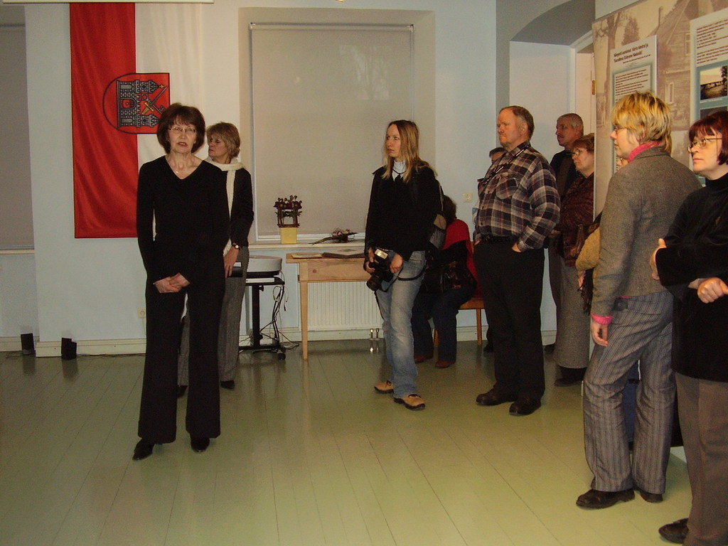 Näitus Tartu linnapeast  Aleksander Tõnissonist, avamine. Kõneleb näituse kuraator Teesi Kivivare. Tartu, 2006.