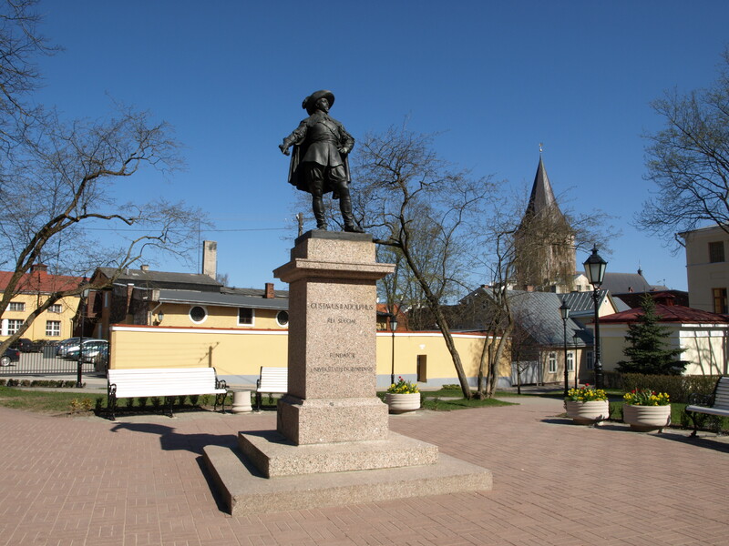 Mälestusmärk: Gustav II Adolf. Tartu, 2008. Foto Tiia Reisner.