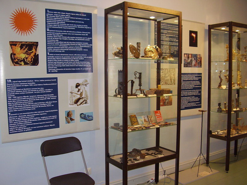 Digifoto. Näitus "Rohkem valgust!" (teema: valgustid läbi aegade). Tartu, 2007.