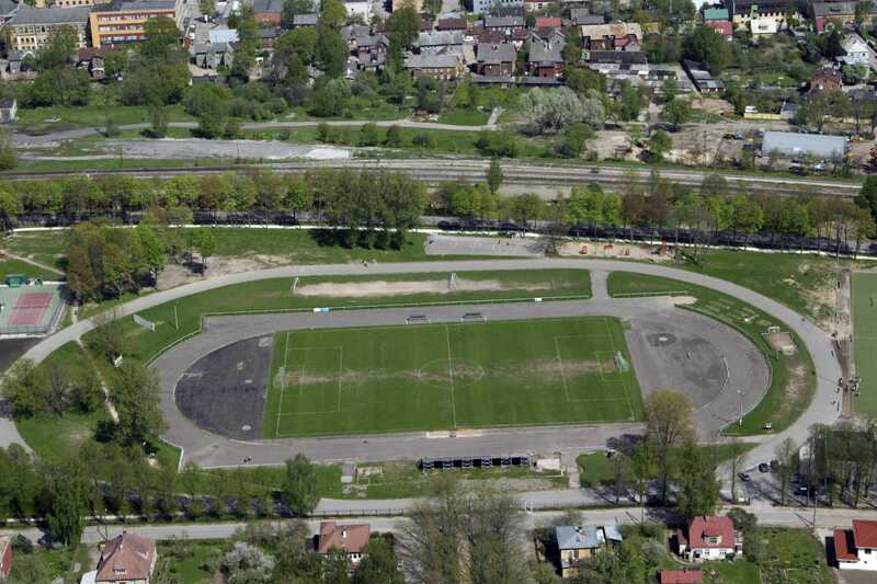 Aerofoto. Tamme staadion, taga raudtee. Tartu, 2005.